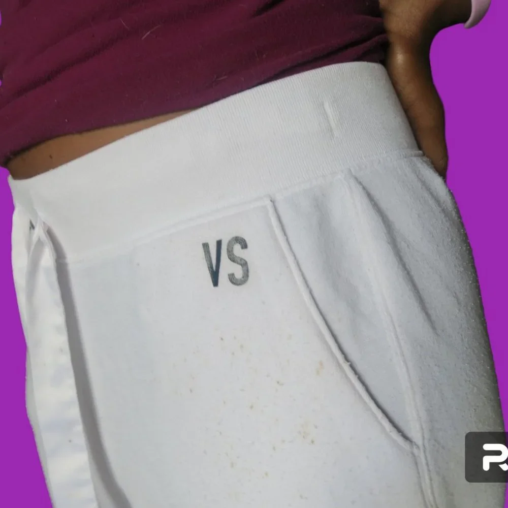 Victoria's Secret "vs" on left leg joggers drawstring sweatpants in white black - Picture 4 of 8